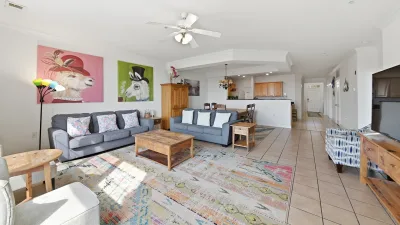 Second Deck – Living Room