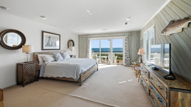 Hala Kahiki – Bedroom 1