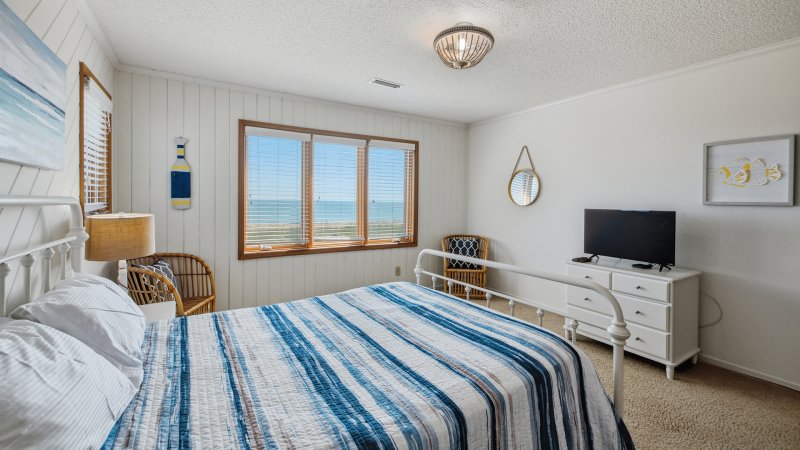 Hala Kahiki – Bedroom 2