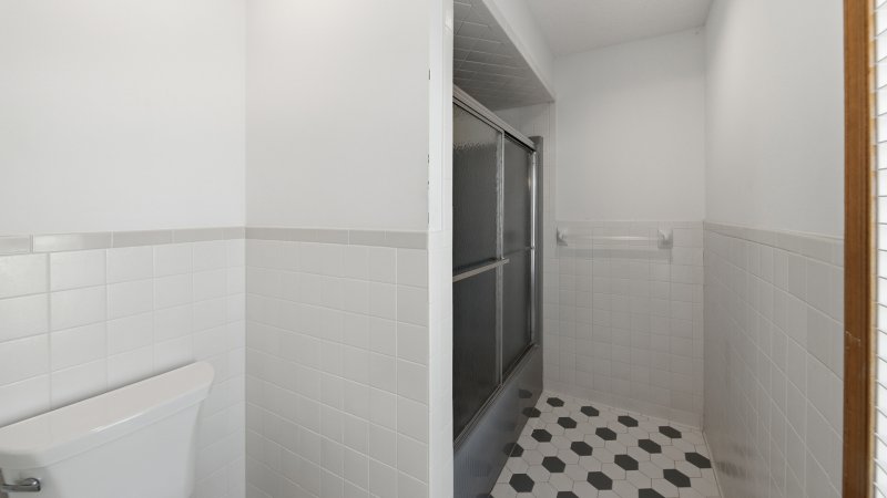 Hala Kahiki – Private Bath for BR4