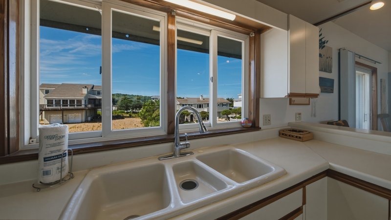 Sandhaven – Kitchen
