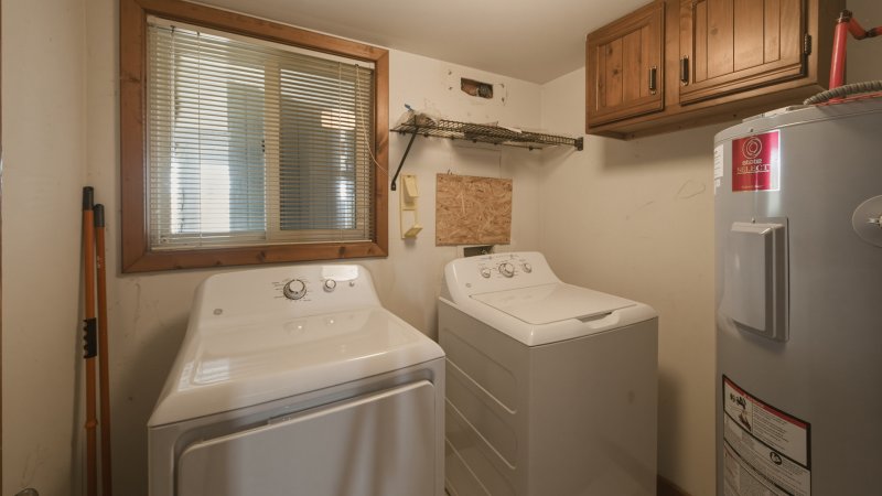 Sandhaven – Laundry Room