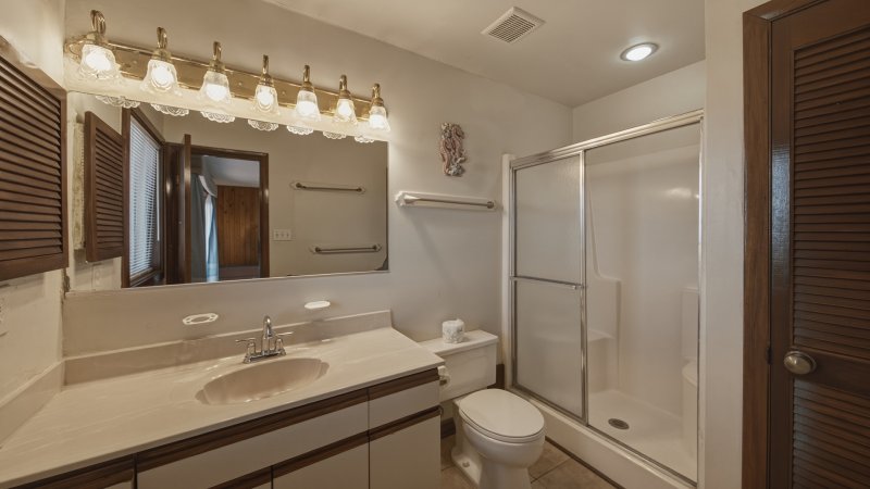Sandhaven – Private Bath for BR1