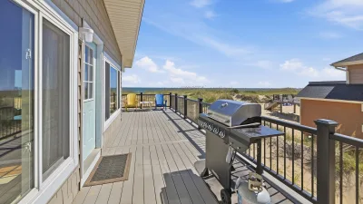 Aridas – Grill and Deck