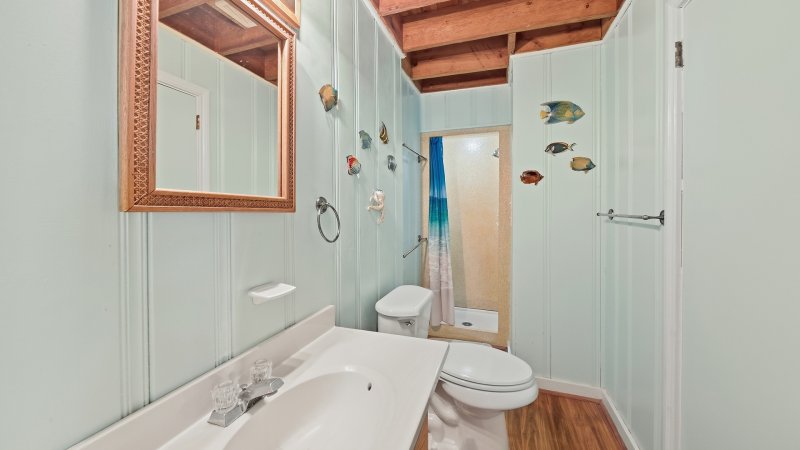 Gullible – Common Bath for BR3 and BR4