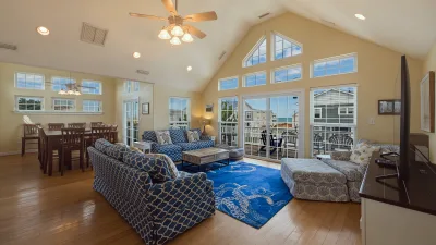 Forever Summer – Living Room