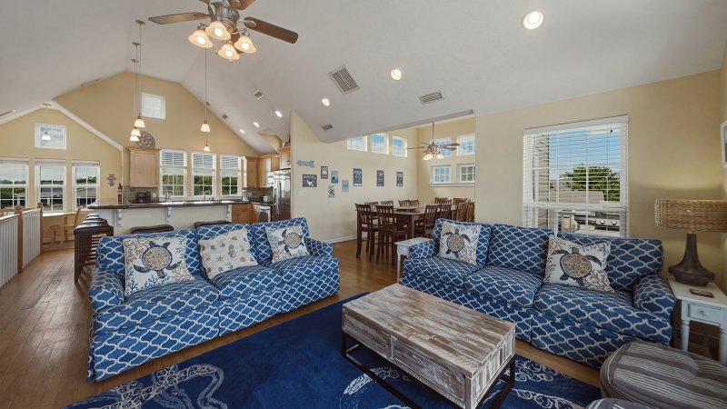 Forever Summer – Living Room