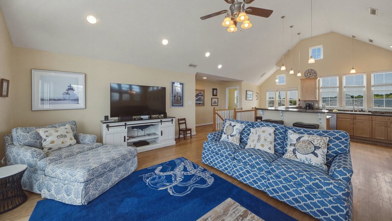 Forever Summer – Living Room