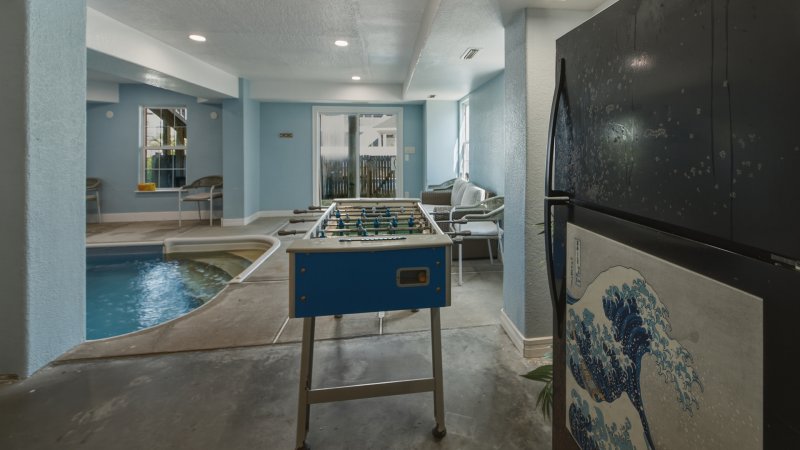 Forever Summer – Foosball