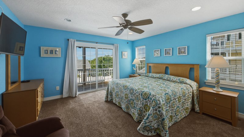 Forever Summer – Bedroom 2