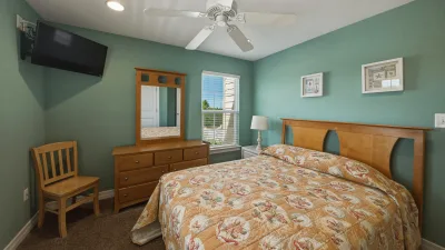 Forever Summer – Bedroom 4
