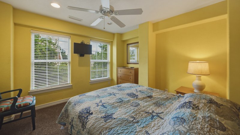 Forever Summer – Bedroom 7