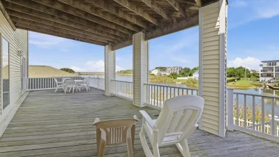 No Comparison Bayside – Covered Deck