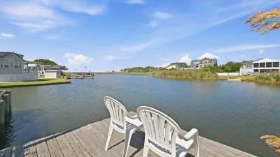 No Comparison Bayside – Dock