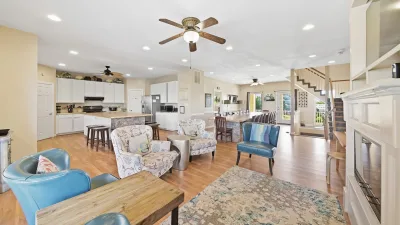 No Comparison Bayside – Living Room