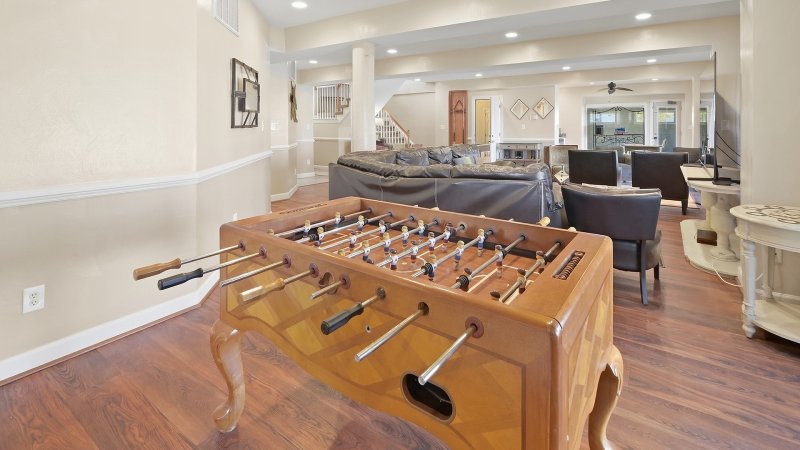 No Comparison Bayside – Foosball