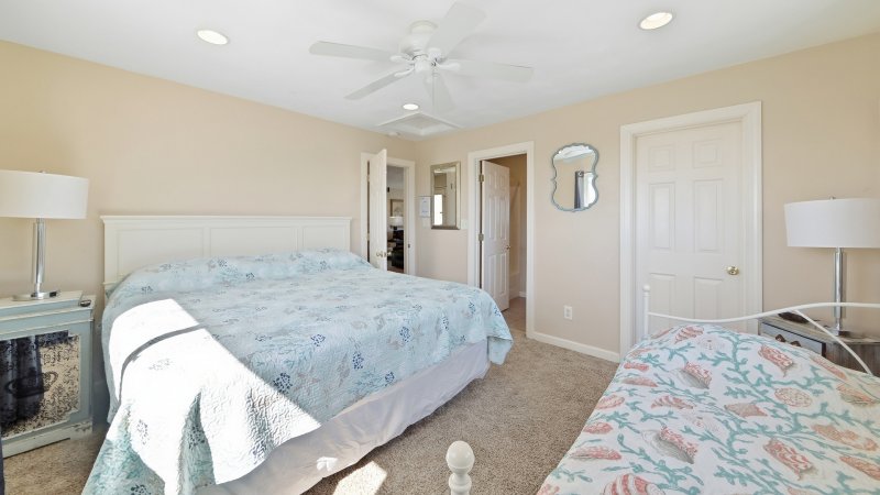 No Comparison Bayside – Bedroom 5
