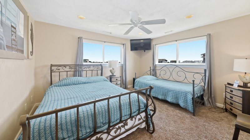 No Comparison Bayside – Bedroom 6