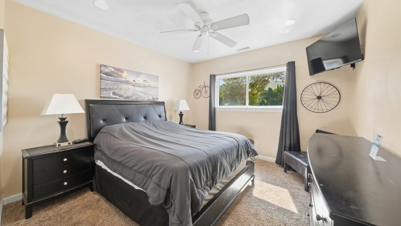 No Comparison Bayside – Bedroom 9