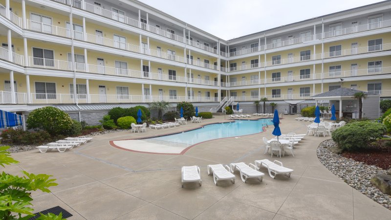 Seas the Day – POOL AREA 1