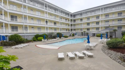 Adagio Penthouse – POOL AREA 1