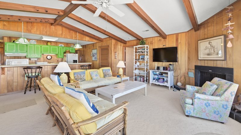 Therapy – Living Room
