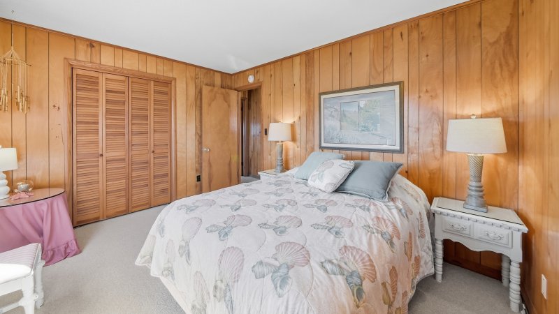 Therapy – Bedroom 2