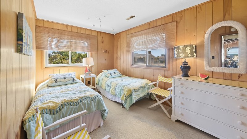 Therapy – Bedroom 3