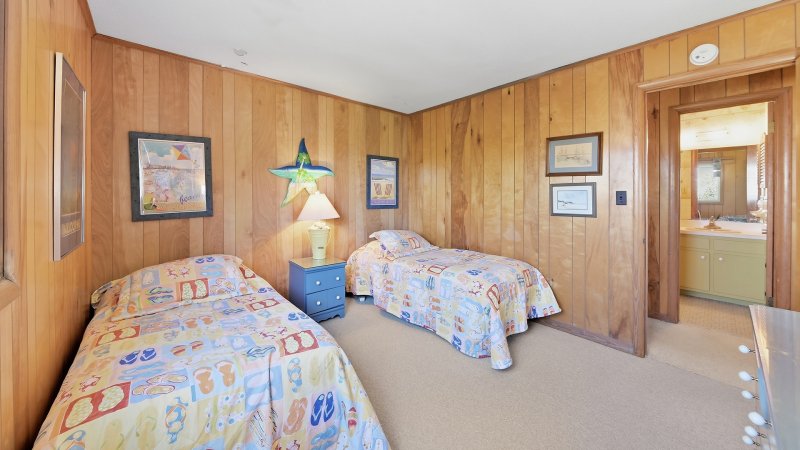 Therapy – Bedroom 4
