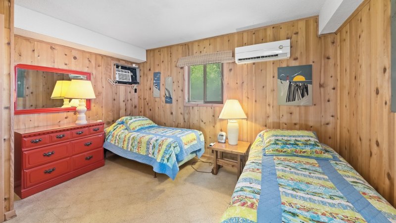 Therapy – Bedroom 7