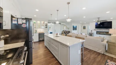 Moon Glow – Kitchen