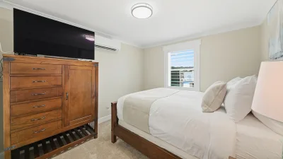 Moon Glow – Bedroom 3