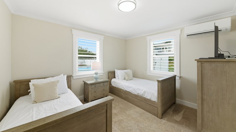 Moon Glow – Bedroom 4