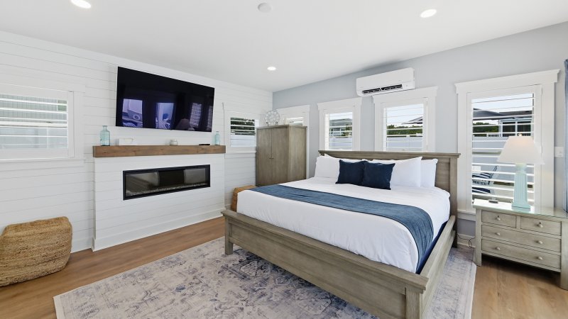 Moon Glow – Bedroom 5