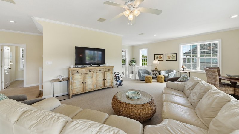 SeaEsta – Living Room
