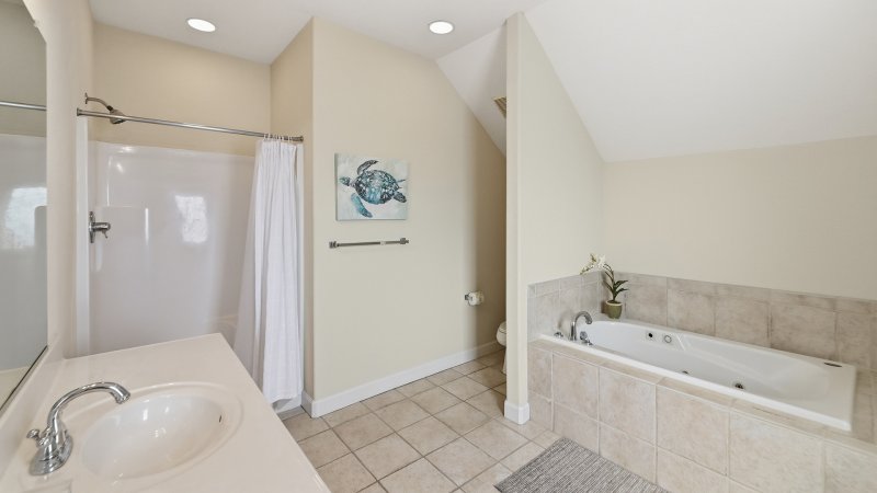 SeaEsta – Private Bath for BR1