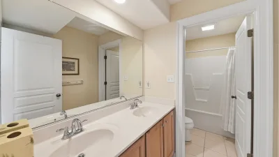 SeaEsta – Common Bath for 1st Floor