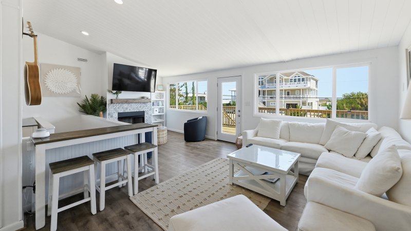 Munchkin's Place – Living Room