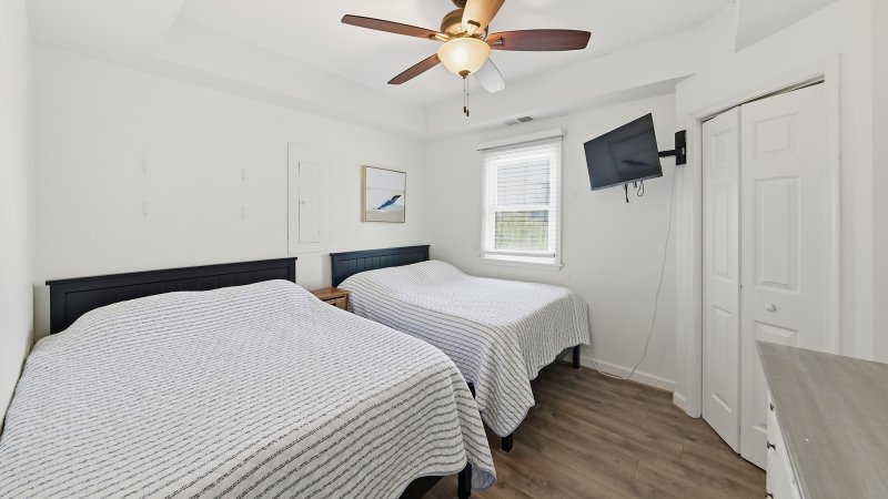 Munchkin's Place – Bedroom 6