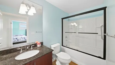 Soul Retreat – Common Bath for BR4