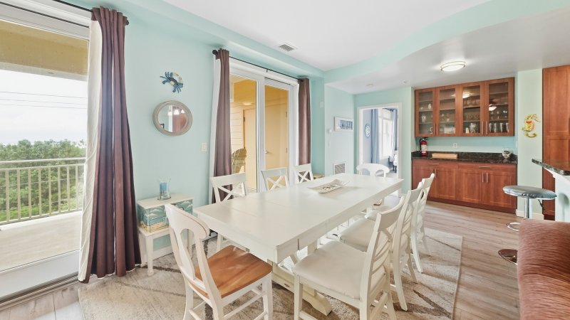 Tranquility Bay – Dining
