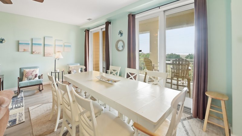 Tranquility Bay – Dining