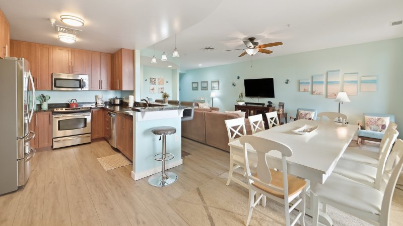 Tranquility Bay – Kitchen and Dining