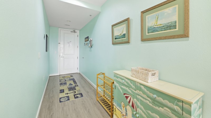 Tranquility Bay – Foyer