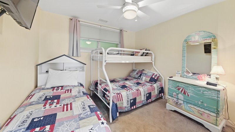 Tranquility Bay – Bedroom 3