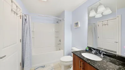 Tranquility Bay – Common Bath for BR2 and BR3