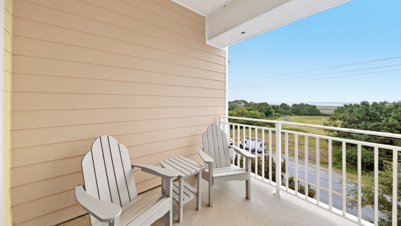 Tranquility Bay – Deck