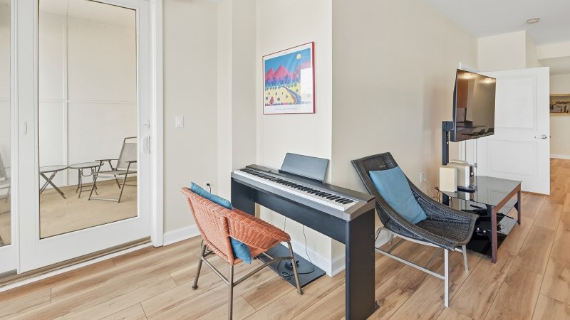 Casa Luna – Keyboard