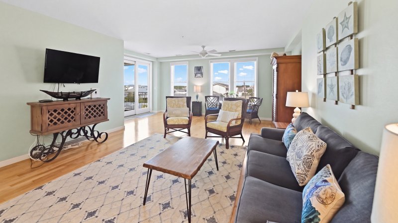 Tranquil Oasis – Living Room