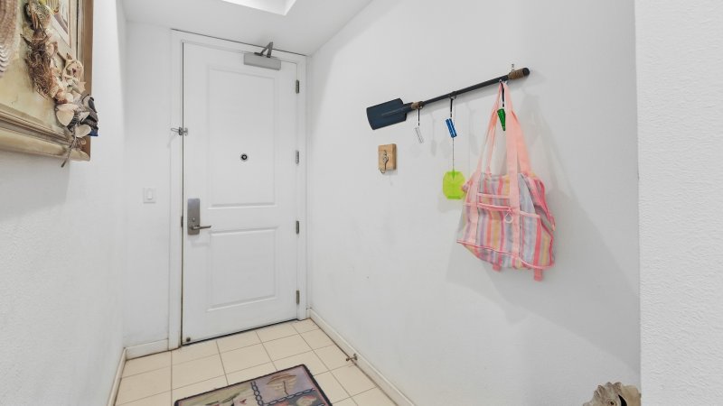Mango Tango – Foyer